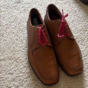 Jeffrey Tyler Madison Men's Tan Leather Derby Shoes with Pink Laces